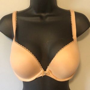 Victoria’s Secret Body by Victoria push-up bra